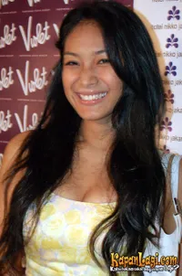 Happy Salma-Nova Eliza