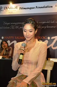 Happy Salma Siap Tampilkan Monolog INGGIT