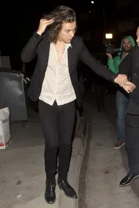 Harry Styles Pun Juga Bisa Kesal Gara-Gara 'Bad Hair Day'