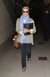 Hot Star - Annette Bening