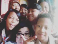 Ibu Guru Cantik, Dinda Kanyadewi Ternyata Sering Ngajar Anak SD