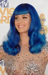 Iconic, Ini Dia Warna Rambut Katy Perry Dari Waktu Ke Waktu