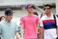 Idola K-Pop Ini Terlalu Kurus, Bikin Kamu Ingin Kasih Makan