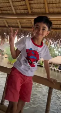 Idola Masa Depan, 7 Potret Tampan Igneel Anak Sulung Faby Marcelia dan Revand yang Makin Besar - Punya Hidung Mancung Bikin Jealous