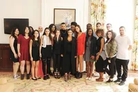 Idola Teladan, Kim Kardashian Gelar Pesta Mewah Bareng Penggemar