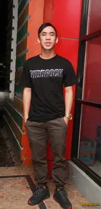 Ikmal Tobing Ungkap Rasa Ngeri Lihat Insiden 'Buruh Bakar Diri' 