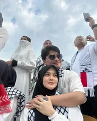 Ikut Aksi Bela Palestina di Monas, Alvin Faiz Pamer Foto-Foto Mesra dengan Henny Rahman