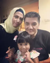 Imut dan Menggemaskan, Ini 9 Potret Shalawa Louie Cucu Aktor George Rudy yang Jarang Sekali Tersorot