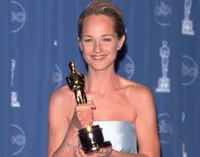 Intip Gaya Aktris Terbaik Oscar di Era '90an, Culun Hingga Anggun