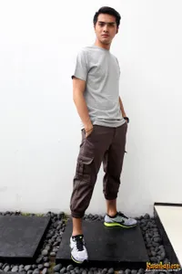 Ricky Harun Dalam Balutan Gaya Street, Hot Papa!