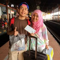 Intip Kebersamaan Fatin Dengan Pacar Yang 7 Tahun Lebih Tua