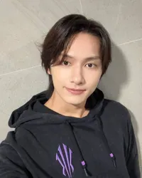 Intip Kecocokan Cewek Pisces dengan Jun SEVENTEEN yang Berzodiak Gemini!