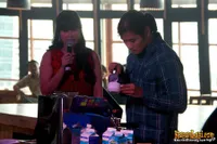 Intip Serunya Chico Jericho Meracik Kopi, Jadi Barista Kece!