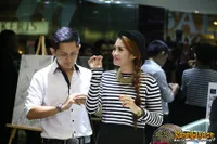 Intip Serunya Fitri Carlina Pilih Cincin Pernikahan, Sweet!