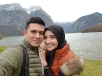 Irwansyah & Zaskia Jelajah Eropa, Sekalian Promosi Bisnis Anyar