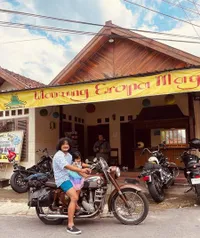 Isa Bajaj Angkat Bicara Terkait Isu Bangkrut yang Beredar