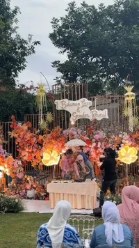 It's A Baby Girl! 7 Potret Meriahnya Gender Reveal Kehamilan Kedua Lesti Kejora - Bumil Cantik Pakai Kebaya Pink