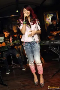 Indah Dewi Pertiwi di Acara Gathering Label Keci
