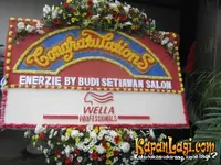 Indah kalalo dan Jane Shalimar