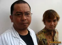 Indra dan Seno di Acara Pernikahan Wendy Cagur