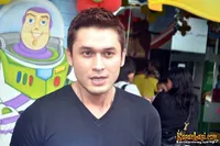 Indra L Bruggman Jadi Produser dan Sutradara