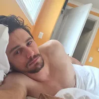 Ini Dia James Franco Saat Terjangkit Virus Selfie