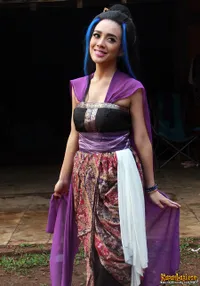 Intip Penampilan Dea Ananda di Lokasi Syuting WALISONGO