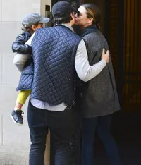 Ironis - Miranda Kerr dan Orlando Bloom Pura-Pura Mesra Demi Anak