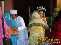 Irvan Mansyur dan Lin Herlina