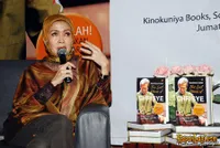 Istri Chrisye di Peluncuran THE LAST WORDS OF CHRISYE