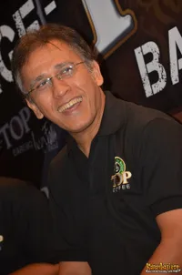 Iwan Fals di Peluncuran Top Coffee - Planet Hollywood