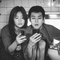 Jadi Aktor Mendunia, 10 Potret Choi Woo Shik Pemain 'PARASITE' yang Ganteng dan Memikat