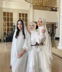 Jadi Bridesmaid Lesti Kejora, 8 Potret Penampilan Melody Nurramdhani yang Makin Cantik Berhijab