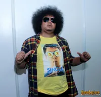 Jadi Jomblo Ngenes, Babe Cabita Terseret Ombak Besar di Pantai!