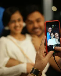 Jadi Modelnya Ivan Gunawan, Anak Ramzi Tampil Cantik di Catwalk