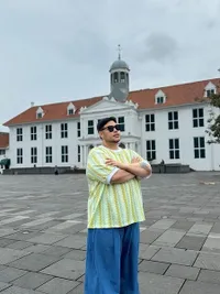 Jadi Orang Tua Asuh 130 Santri, Ivan Gunawan Siap Bantu Hingga Kuliah