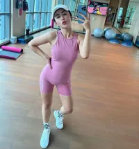 Jadi Sorotan, Ini Potret Terbaru Selvi Kitty Pakai Baju Ketat yang Bikin Netizen Salah Fokus Memandangnya