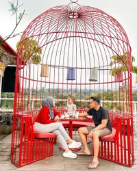 Jadi Sorotan, Nathalie Holscher Unggah Foto Momong Anak Bareng Pria Tampan - Netizen: CLBK?