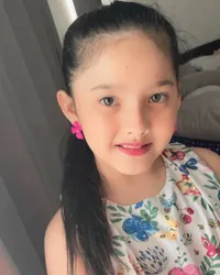 Jago Bela Diri Seperti Sang Ayah, 8 Potret Cantik Atreya Anak Sulung Iko Uwais dan Audy Item