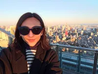 Jalan-Jalan di Jepang, Dena Rachman Keliling Tokyo & Icip Kuliner