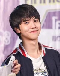 Jangan Sampai Tertipu, Cowok Ini Bukan Iqbaal Ramadhan