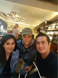 Jarang Diekspos, Inilah Potret Pacar Cantik Adjie Pangestu 