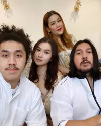 Jarang Sekali Tersorot, 8 Potret Audrey Davis Anak Perempuan David Bayu yang Kini Sudah Dewasa Tersorot - Cantik Dan Hot Banget