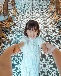 Jarang Sekali Tersorot, Intip Potret Allumina Ghilli Putri Semata Wayang Jennifer Arnelita yang Cantik Banget