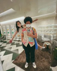 Jarang Tersorot, 7 Momen serunya Keluarga Enzy Storia Liburan ke Singapura