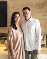 Jarang Tersorot, 8 Potret Richard Kevin Suami Cut Tary Momong 3 Anak Tercinta - Hot Daddy Idaman yang Bikin Salfok!