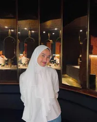 Jarang Tersorot Oleh Publik, 8 Potret Kayla Anak Pertama Bebizie yang Makin Dewasa dan Cantik