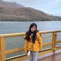 Jauh dari Sorotan, 9 Potret Najla Gathan Anak Kedua Dina Lorenza yang Cantik Jelita - Beranjak Remaja