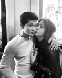 Jelang 10 Tahun Menikah, Ini 7 Potret Keharmonisan Audy Item dan Iko Uwais - Cinta Sejati Tak Tumbang Oleh Omongan Orang