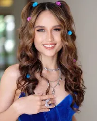 Jelang Usia 30 Tahun, Ini 8 Potret Cinta Laura Beri Jawaban Bijak Saat Ditanya Kapan Menikah Hingga Curi Perhatian